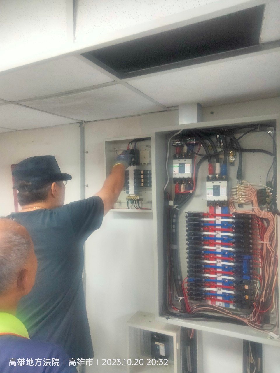 配電盤線路整理